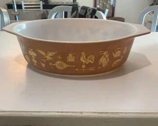 Vintage Pyrex Oval Bowl