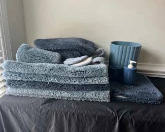 Feeling Blue Bathroom Decor Mystery Lot