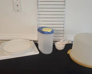 Tupperware And Kitchen Helpers