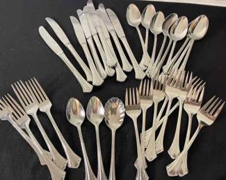 Reed Barton Stainless Cutlery Pieces