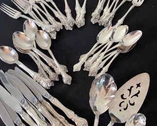 International Deep Silver Service For Eight