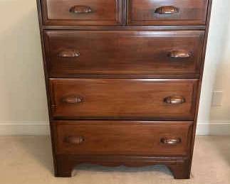 Vintage Chest Of Drawers
