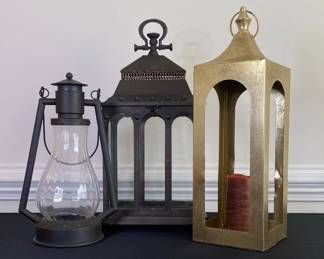 Patio Lantern Decor Galore