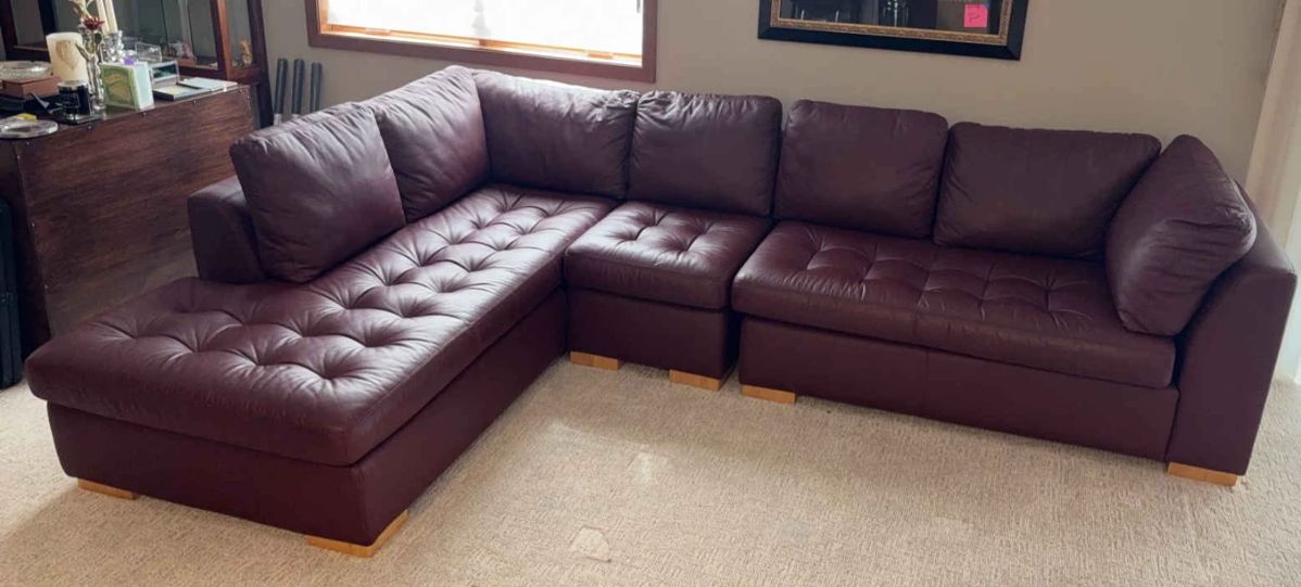 001 American-Leather Red L-Shaped Sofa