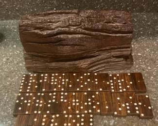 Dominoes Log Game