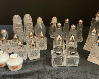 Vintage South African Airlines, Bohemian Crystal Other Types of Salt and Pepper Shakers