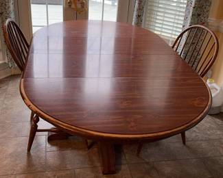 Ethan Allen Expandable Table