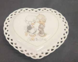Vintage Precious Moments Sew In Love Heart Trinket Box