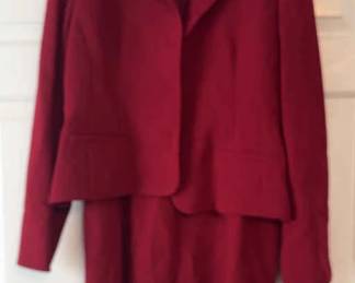 Tristan Iseut Red Business Set