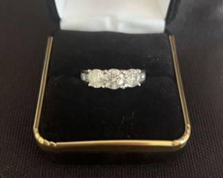 02 14kt White Gold Diamond RBC Ring Total 2.5 Karat