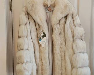 White Saga Fox Fur Coat