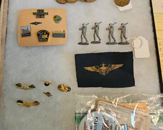 Military Metal, Pin Backs & Lead Soldiers