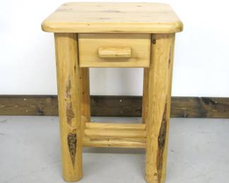 Red Cedar Live Wood Side Table