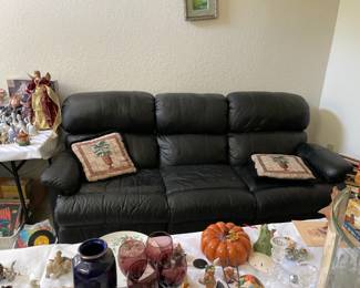 2 leather couches ( Need a touch of help)