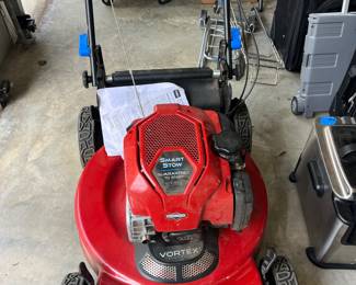 Toro Smart Stow like new lawnmower