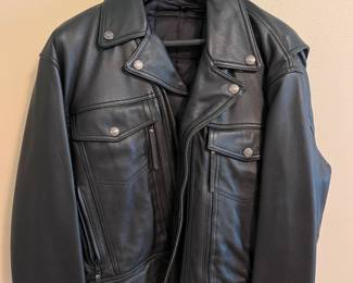 Like new Harley Davidson jacket Men's size Large