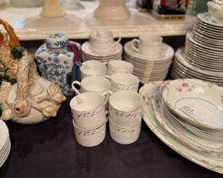 Pier I Christmas SEt