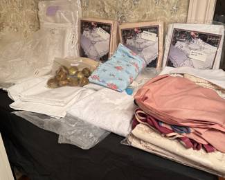 Table Linens, like new -