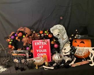 Halloween Decor