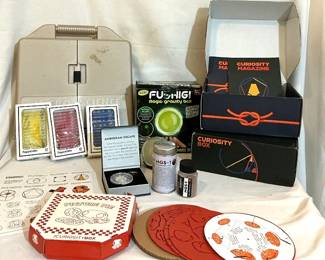 Curiousity Boxes For Young Scientists