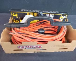 EXTENSION CORD