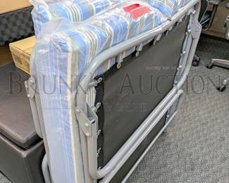 FOLD OUT BED