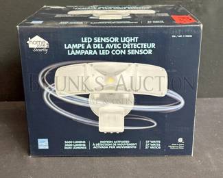 LED SENSOR LIGHT