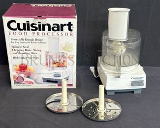 CUISINART FOOD PROCESSOR