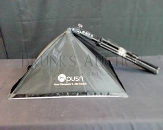 HPUSN LIGHT STAND