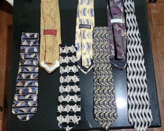 Men's silk ties