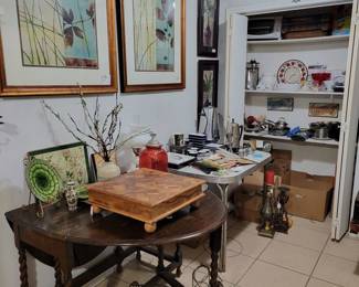 MCM gate leg barely twist oak table. Jobot table. Lufthansa china set. Percolators.