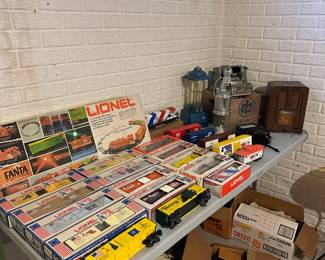Lionel Train Sets; Spirit If ‘76; Soda Pop Train;
Antique Lanterns; Antique Radio