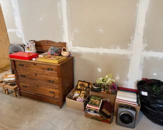Antique wooden dresser with mirror