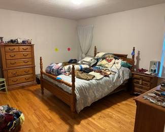 American Drew Bedroom Set (mattresses not for sale)