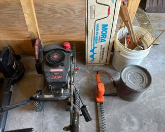 Craftsman Edger; Ice Fishing Stuff; Minnow Bucket