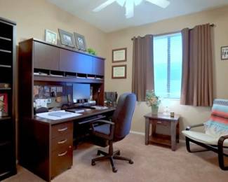 High end office furniture in Excellent Condition