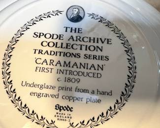 Spode Archive Collection Black Caramanian Dinner Plate