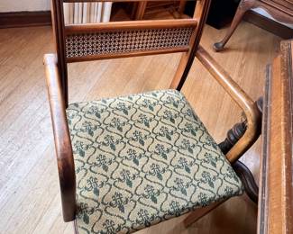 Kaufman Dining Set