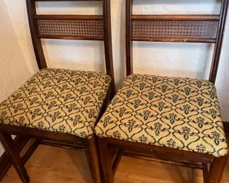 Kaufman Dining Set