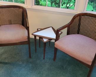 Awesome mid century modern chairs and stacking side tables.