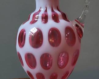 Very impressive fenton stretched bubbled pitcher.