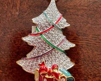 Swarovski Xmas Pin