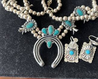 Vintage American Indian Necklace /earrings