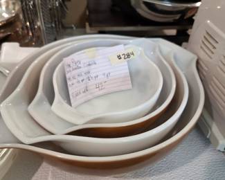 #284 Vintage Pyrex Early American Cinderella - Mixed Set $42.00