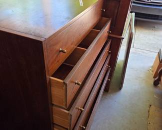 #164 National Furniture Company Mount Airy NC - chest of 5 drawers Mid-Century w/1 drawer divided in great shape - 37x19x44 $400.00