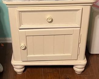 Night stand