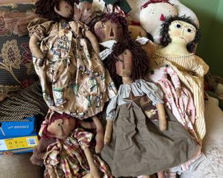 raggady ann primitive style dolls