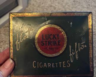 lucky strike tin