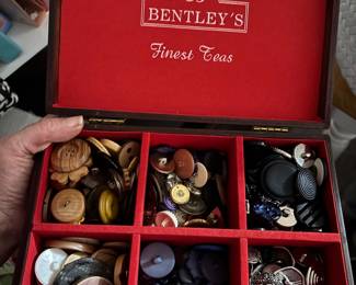 buttons for crafting