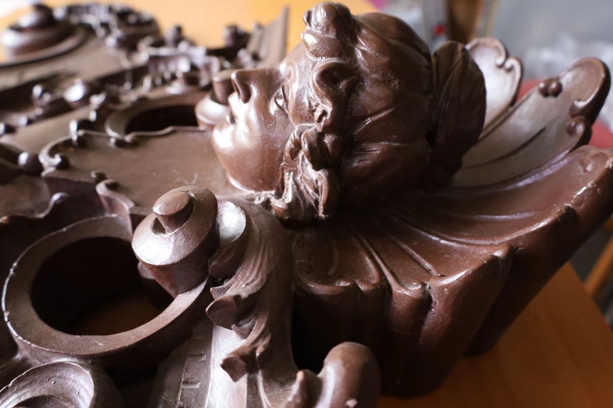 Jo Mead Sculpture - face